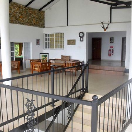 Hotel H2O Gampola Luaran gambar
