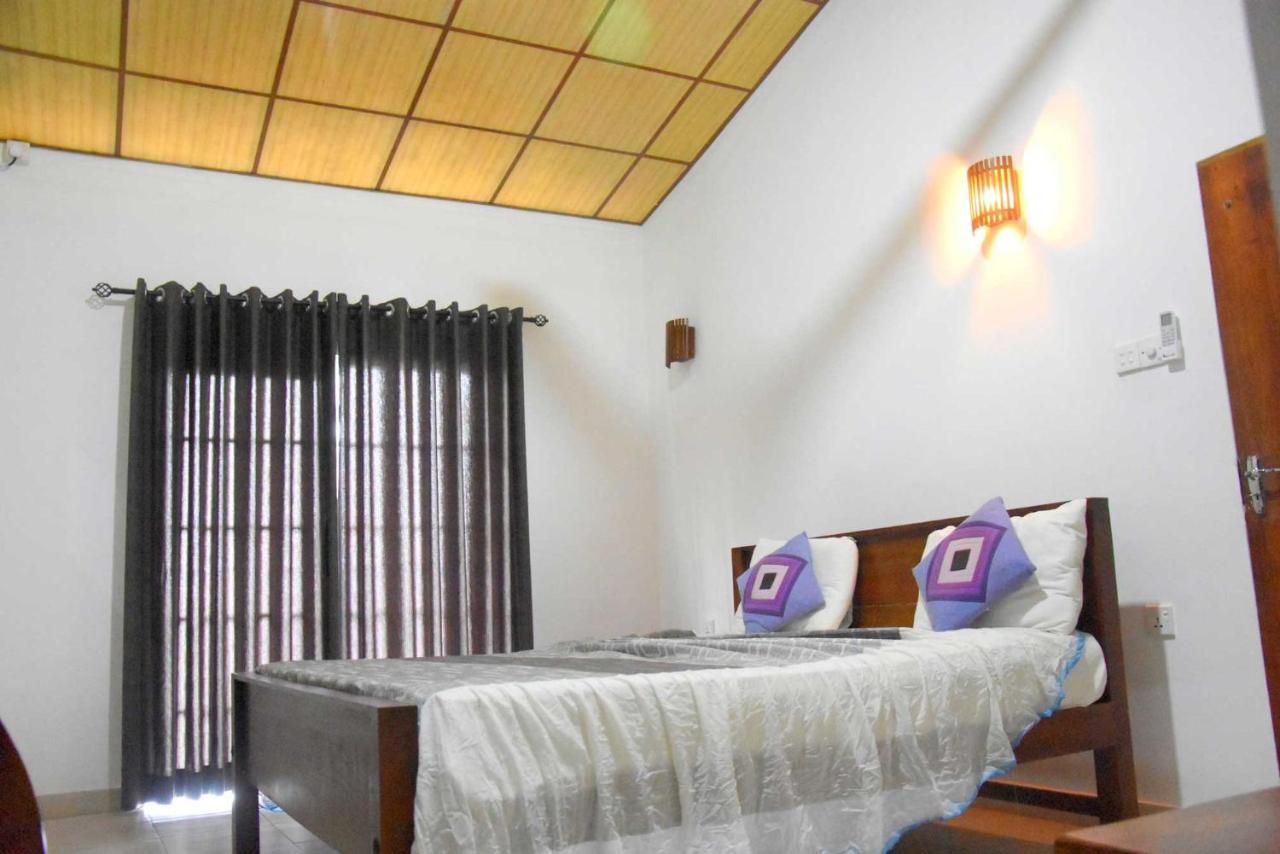 Hotel H2O Gampola Luaran gambar