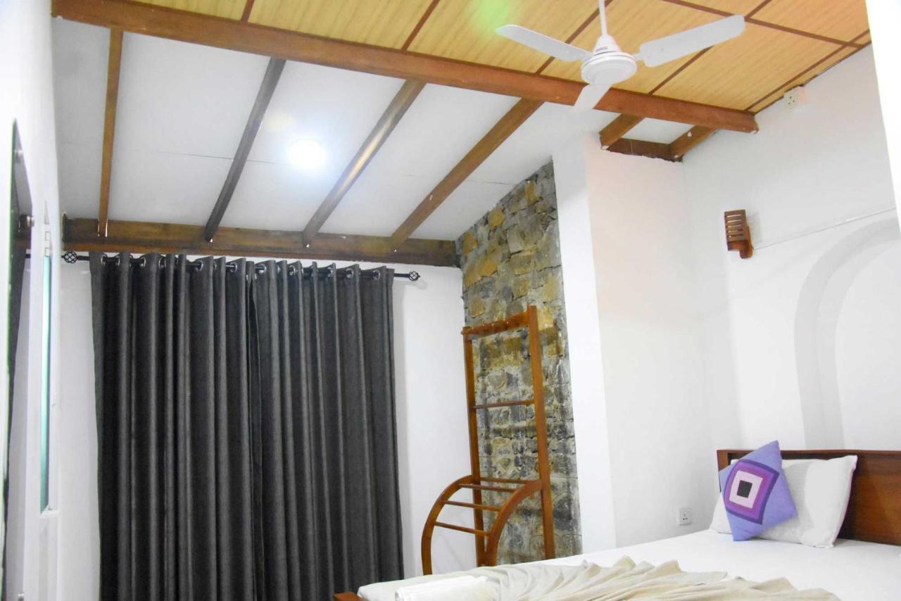 Hotel H2O Gampola Luaran gambar