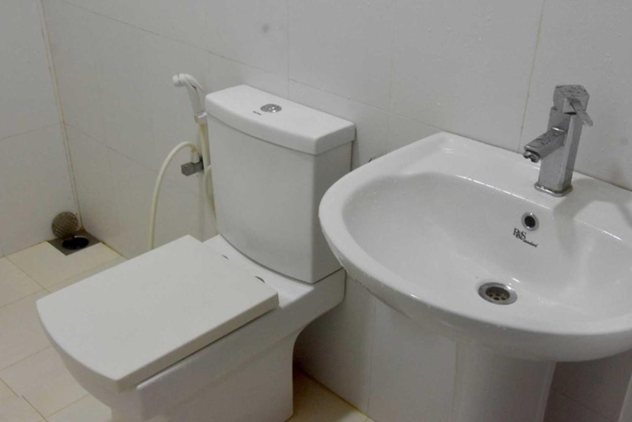 Hotel H2O Gampola Luaran gambar