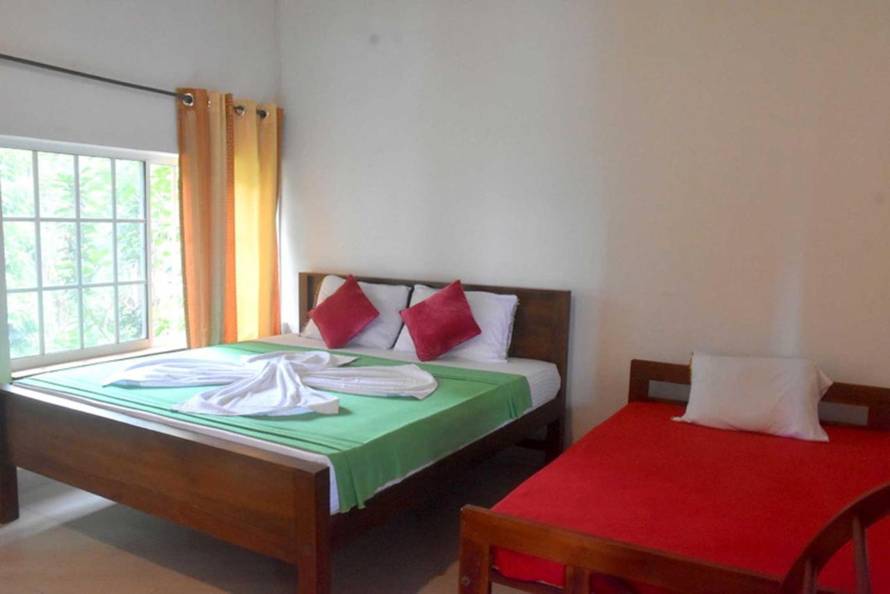 Hotel H2O Gampola Luaran gambar