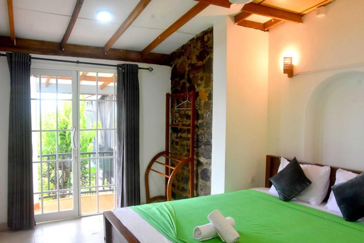 Hotel H2O Gampola Luaran gambar