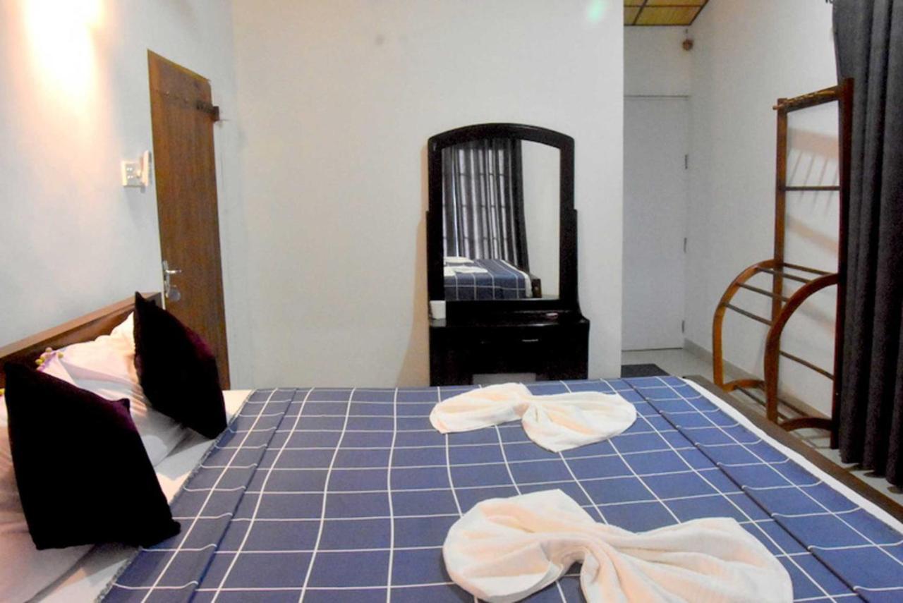 Hotel H2O Gampola Luaran gambar